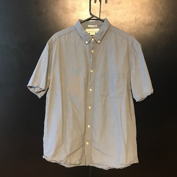 H&M Blue Short-Sleeve Button-Up Shirt - Picture 1 of 3